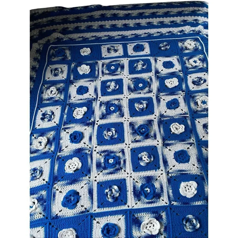 Vintage Crochet 3D Flower Blue rose Daisy Blanket KING SIZE XL Cottagecore vtg